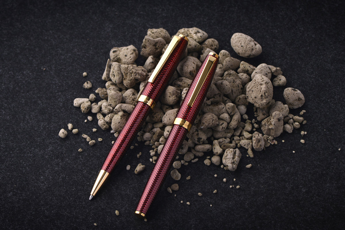 A universe within : Laban Gloria Guilloche Pen