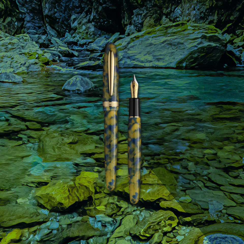 Taroko Fountain Pen Lake Reflection