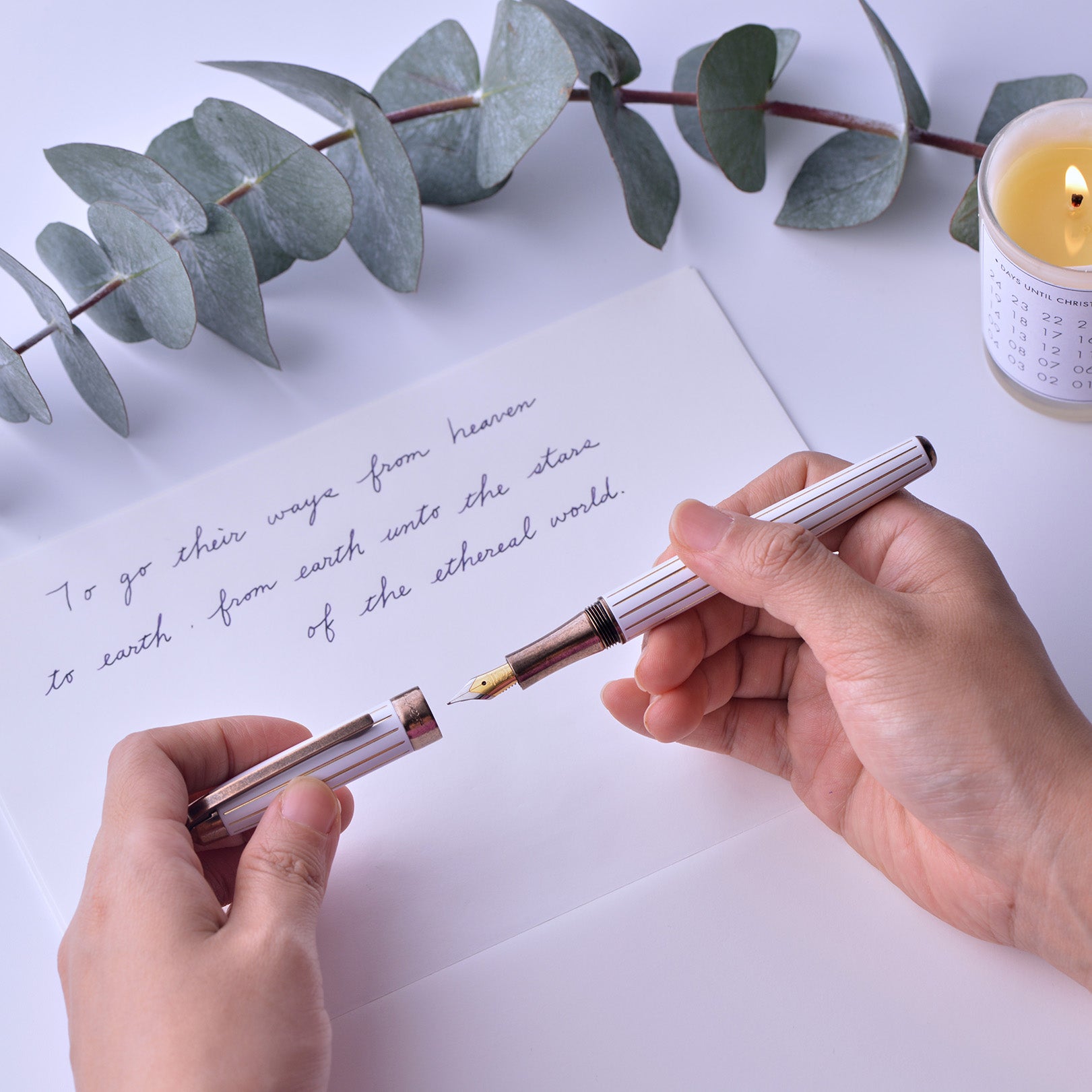 Antique'II Fountain Pen White